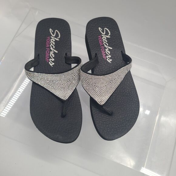 Skechers Rhinestone Sparkle  Yoga Foam Flip Flop Women’s US Size 7 - Picture 1 of 7